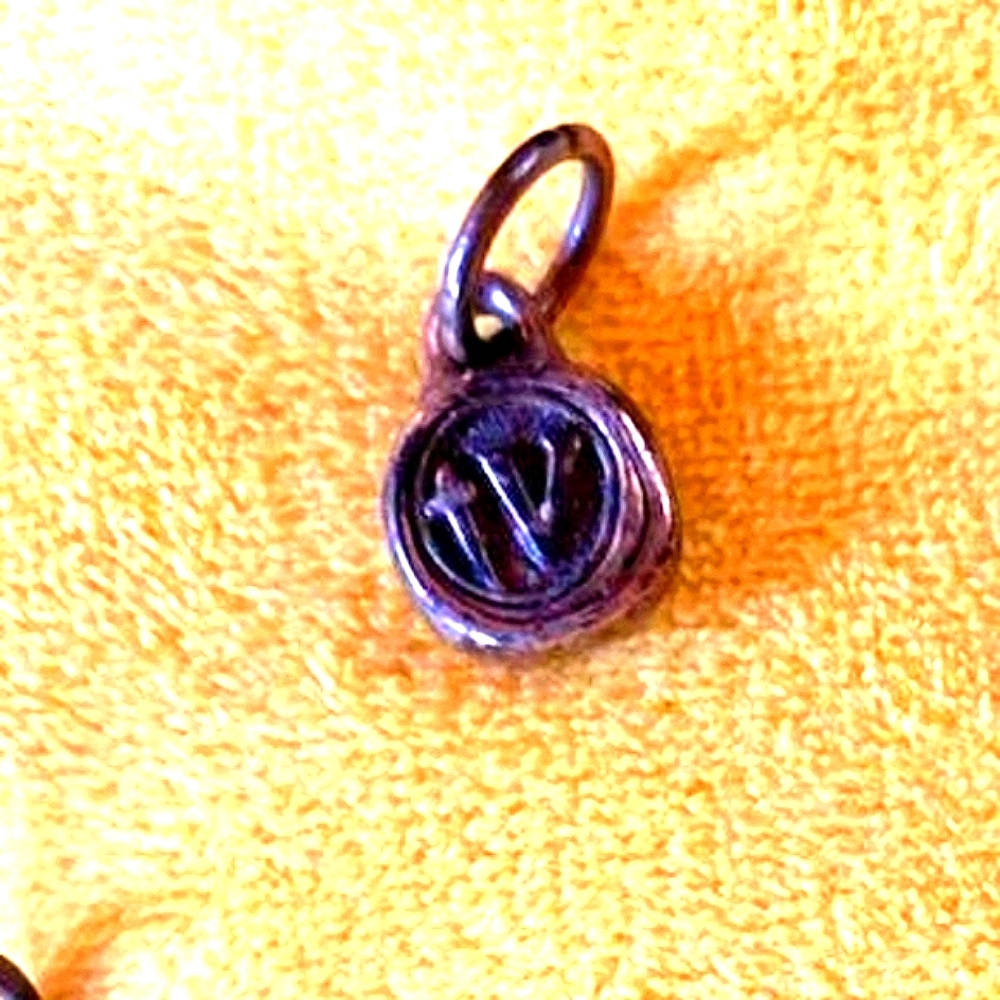 TV Waxing Poetic silver Charm 925